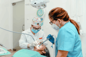 Clínica Dentária Maia